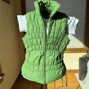 Green puffer vest THRE3